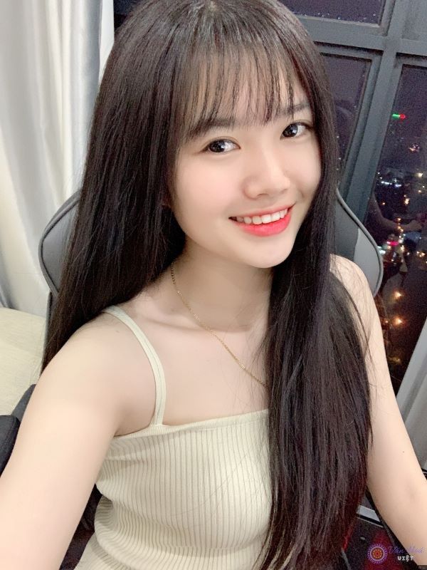 nữ streamer hot nhất việt nam - 1